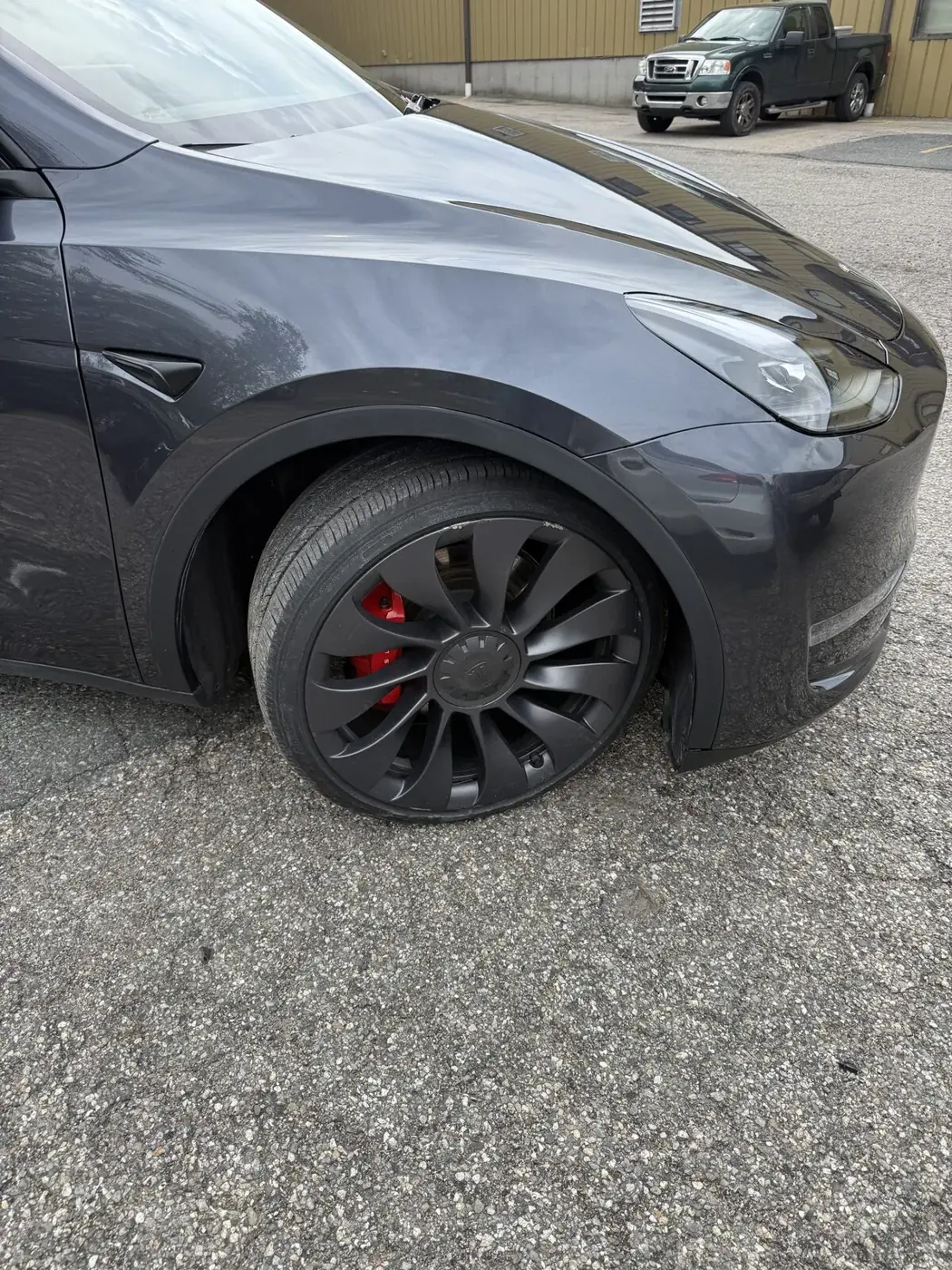 Flawless gloss paint finish after detail work at Best Finish Auto Body